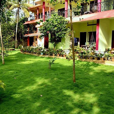 Green View Thekkady Exterior photo