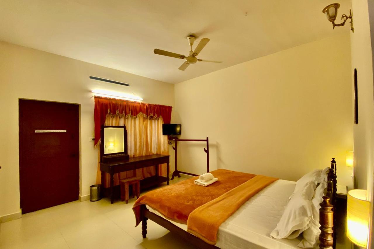 Green View Thekkady Exterior photo